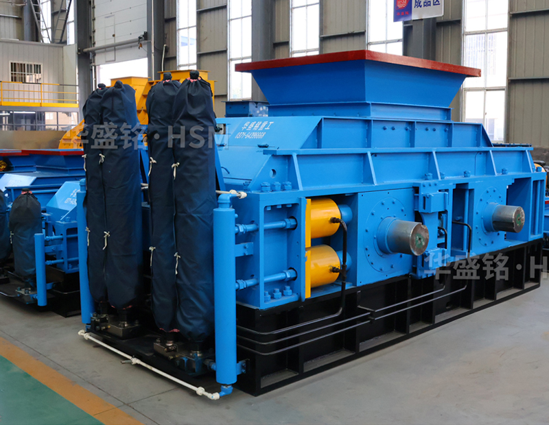 時(shí)產(chǎn)200噸以上的1212型對輥制砂機(jī)報(bào)價(jià)是多少？