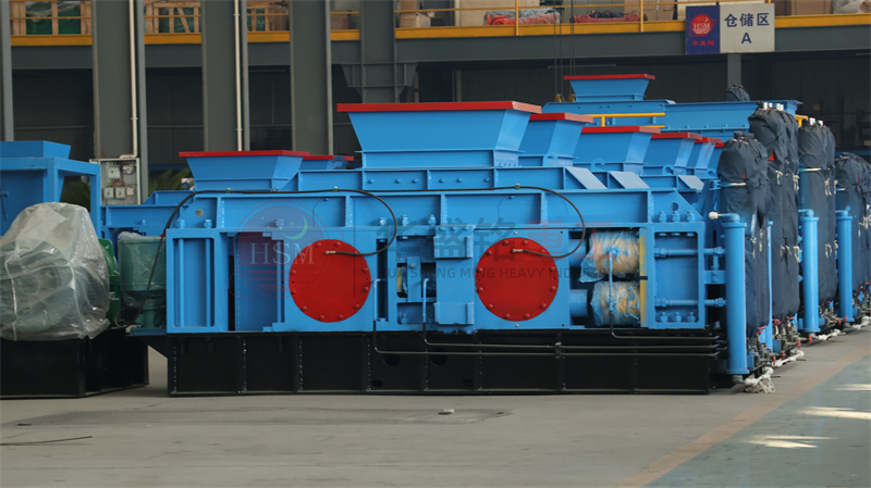 大型對輥制砂機(jī) 大型對輥制砂機(jī)